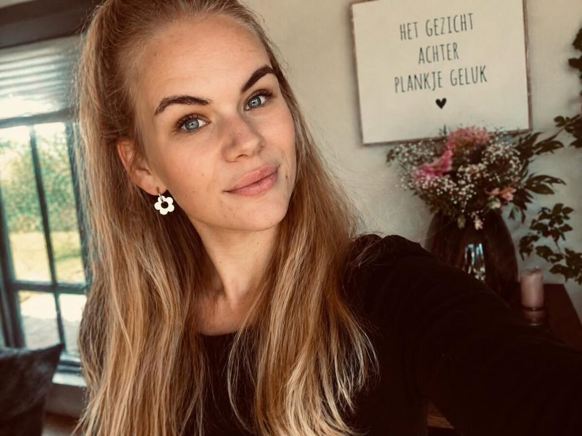 Sanne, oprichter van Plankje Geluk, thuis in Beetsterzwaag